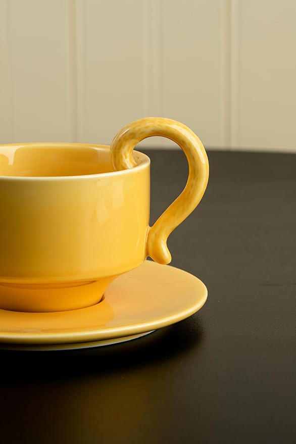 DIHOclub Ceramic Coffee Mug With Saucer 3D Cat Sculpture With Tail Handle - Elegant Office & Gift-Ready Tea Cup for Pet Lovers, Birthday, Christmas (Yellow Cat)