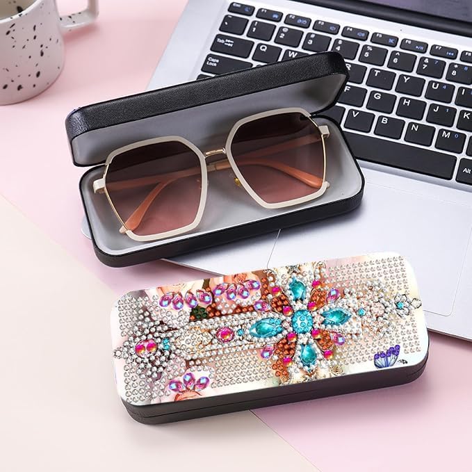 Leatrice 5d Diamond Art Kits for Adults Small Diamond Painting Kit Eyeglasses Case Gem Eyeglasses Case Art Paint by Diamonds Dots DIY for Beginner Women