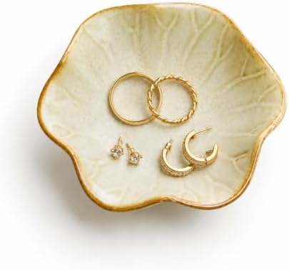 Creamy White Jewelry Dish Tray, Ring Dish Tray, Ceramic Trinket Tray by GISK