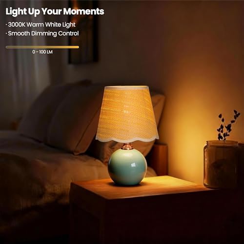 11.4" Green Ceramic Small Table Lamp with Scalloped Wavy Shade - Image 5