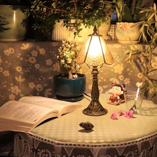 Tiffany Style Table Lamp Yellow Rippled Stained Glass Lamp 14 Inch - Image 6