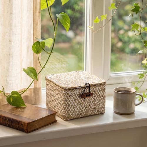 Hipiwe Small Seagrass Basket with Lid Handwoven Decorative Shelf Basket Mini Wicker Storage Box Multipurpose Desktop Organizer for Key Hair Ties, Whitewash 4.7" x 4.7" x 3" - Image 5