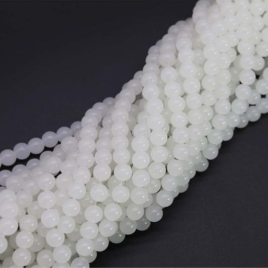 Pamir Tong 600PCS 8mm White Glass Round Beads Bulk-Imitative Jade Beads-Bracelet Loose Beads for Jewelry Making Earring, Necklaces, and DIY Crafts