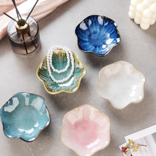 JAMEND CLXP Lotus Leaf Shape Ring Holder Dish, Small Key Bowl, Ceramic Trinket Tray Jewelry Dish Organizing Necklace Earrings for Mom Friend Sister. All Jewelries Are NOT Included. Crystal Green. - Image 6