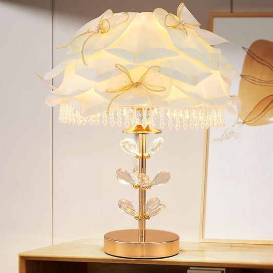 Cute White Flower Lamp Girls Bedroom Modern Bow Desk Lamp Crystal Princess Bedside Light Nordic Table Lamp for Living Room Wedding Deco Study Room Entry Office Christmas