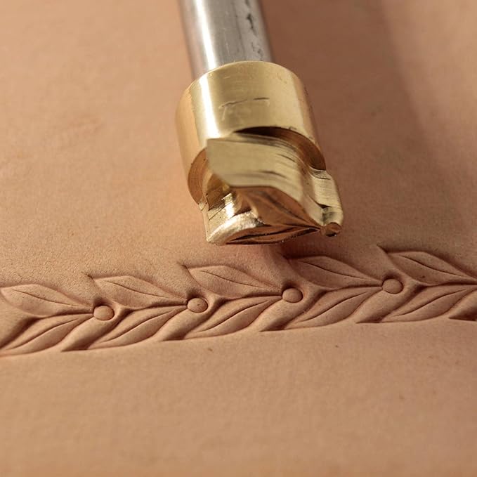 DandS ltd Leather Stamp Tool, Bay Leaf, Professional Steel Craft Tool for Leatherworking, Embossing, Carving & Stamping Leather Projects, Belts, Wallets & DIY Projects Compatible with Mallet #460