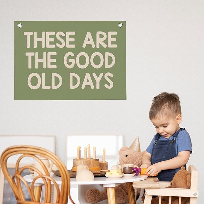 Green These Are The Good Old Days Banner Vintage Banner Wall Decor Wall Hanging Boys Girl Play Bedroom Dorm Room Decor 22x28 Inch