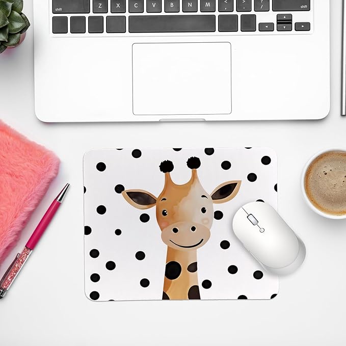 Rusenbao Cute Giraffe Mouse Pad, Cute Small Mouse Pads for Desk, Giraffe Gifts for Women, Gaming Mousepad for Wireless Mouse, Non-Slip Base, Computer, Office, Laptop, 9.5x7.9 Inch