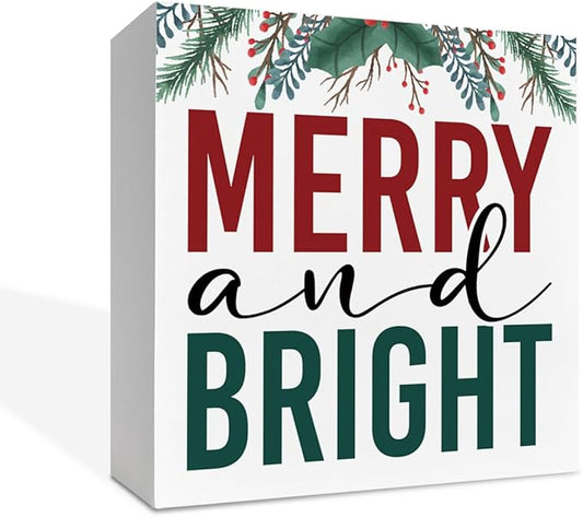 Christmas Wooden Desk Decor Sign, Merry and Bright Wooden Box Sign, Holiday Tabletop Home Plaque with Berry Design, Winter Christmas Decor for Living Room Bedroom Office 5x5 Inches