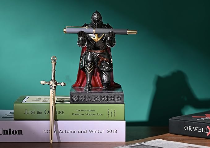 King's Guard Leader Cloak Warrior Knight Pen Holder Mobile Phone Stand, Ornament Knight Statue, Pen Stand Paperweight for Office and Home (Iron)