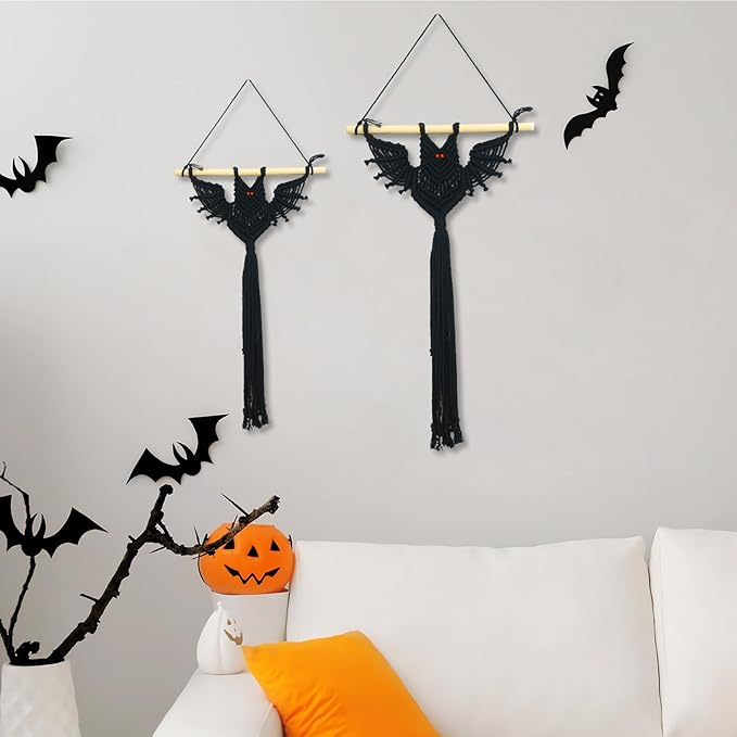 LB 2 Pcs Halloween Black Macrame Wall Hanging, Spooky Macrame Wall Art Black Bats Home Decor Gothic Horror Bat Design Woven Tapestry for Living Room Halloween Party Supplies Holiday Decor