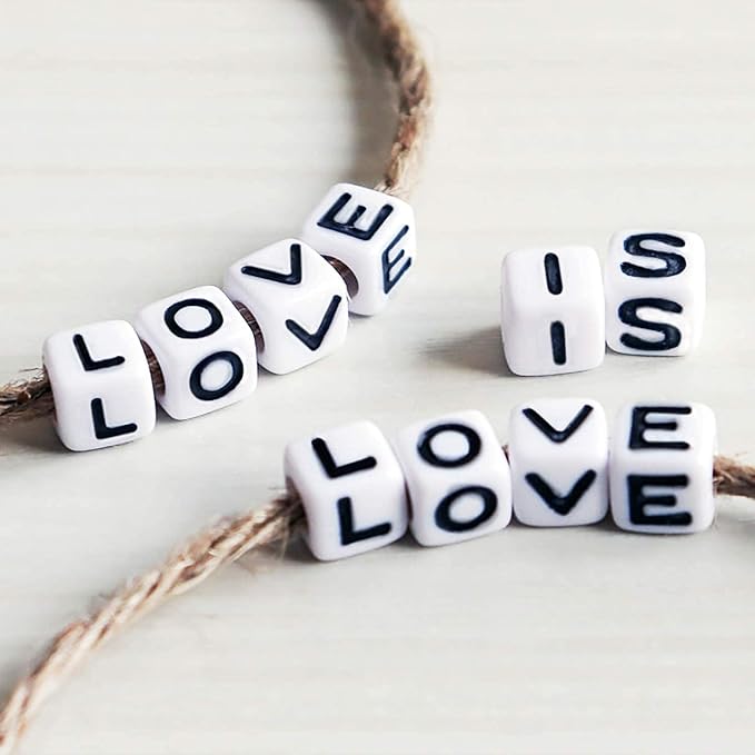 Augshy 500PCS White Letter Beads for Bracelets Making, Alphabet Beads for Bracelets Making (6 mm)