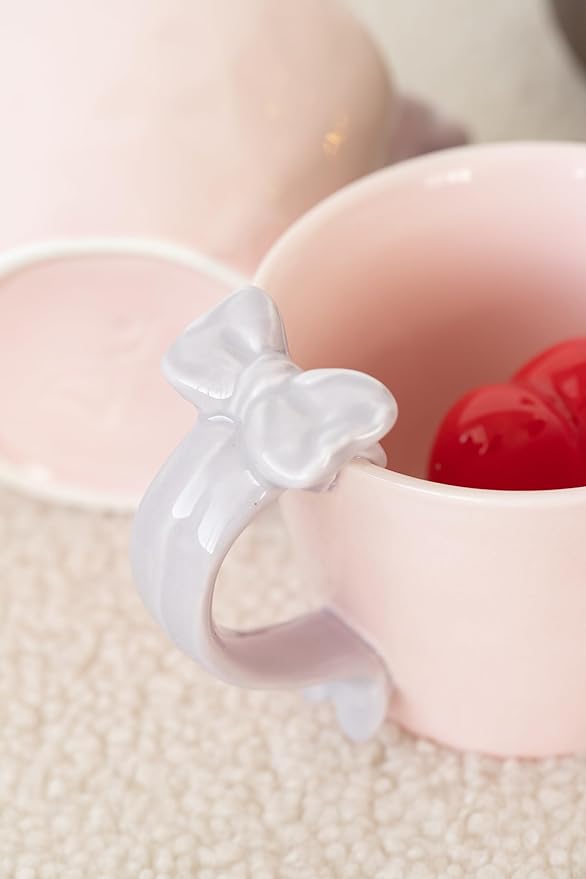 DIHOclub Ceramic Coffee Mug with Love Figurine & Bow Handle, Giftable Novelty Tea Cup for Lover Women Men, Valentine's Day Gift Idea (Pink)