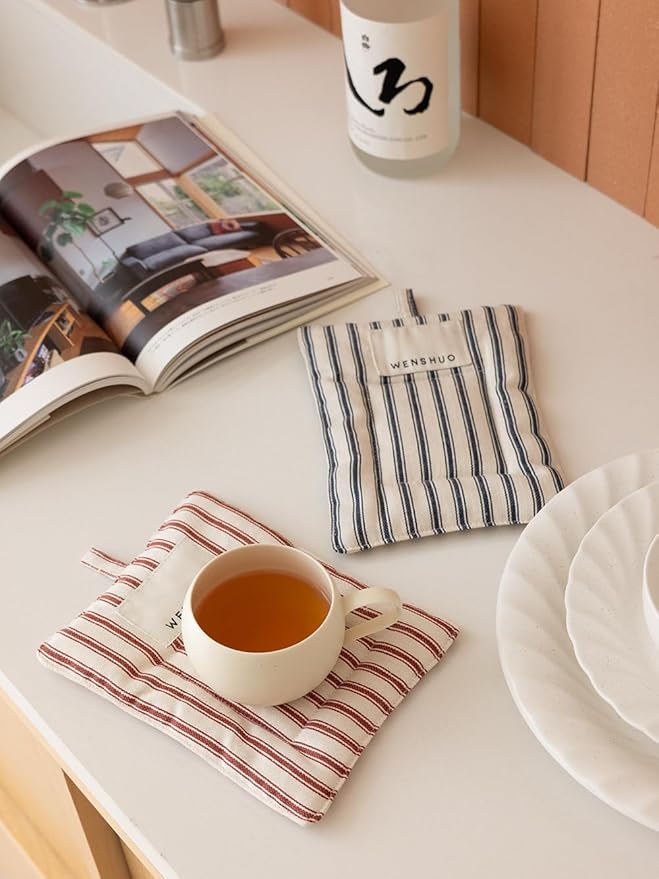 WENSHUO Funny Fabric Coasters-Cotton Linen Insulation Pad,Protect Against WaterMarks or Damage Fit All Cup(Vintage Red + Navy Blue)(7.68" L × 5.91" W) Set of 2