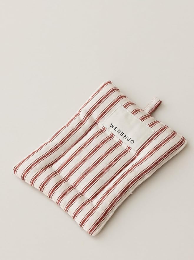 WENSHUO Funny Fabric Coasters-Cotton Linen Insulation Pad,Protect Against WaterMarks or Damage Fit All Cup(Vintage Red + Navy Blue)(7.68" L × 5.91" W) Set of 2