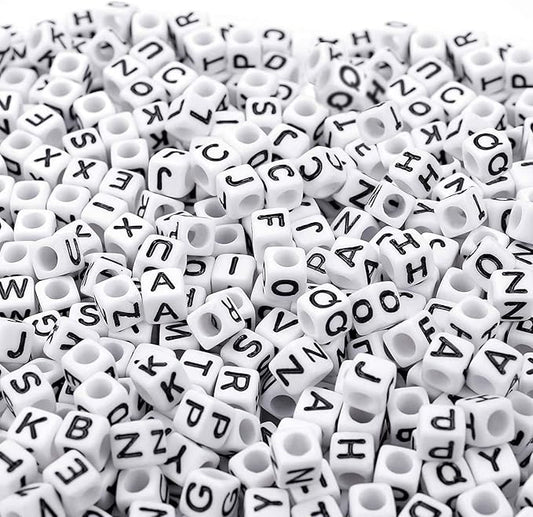 Augshy 500PCS White Letter Beads for Bracelets Making, Alphabet Beads for Bracelets Making (6 mm)