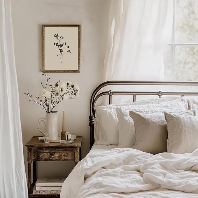 uniro Vintage Wall Art Prints, Neutral Floral Sketch Painting, Minimalist Wall Decor Botanical Canvas Prints, Cottage Core Decor, Vintage Art Pictures for Bedroom Bathroom(8" x 10"-UNFRAMED)
