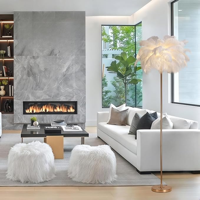 Chic White Feather Floor Lamp Nordic Ostrich Feather Lamp Girl Furry Floor Lamp Standing Floor Lights Modern Princess Bedroom Bedside Reading Light for Living Room Sofa Hotel Bedroom