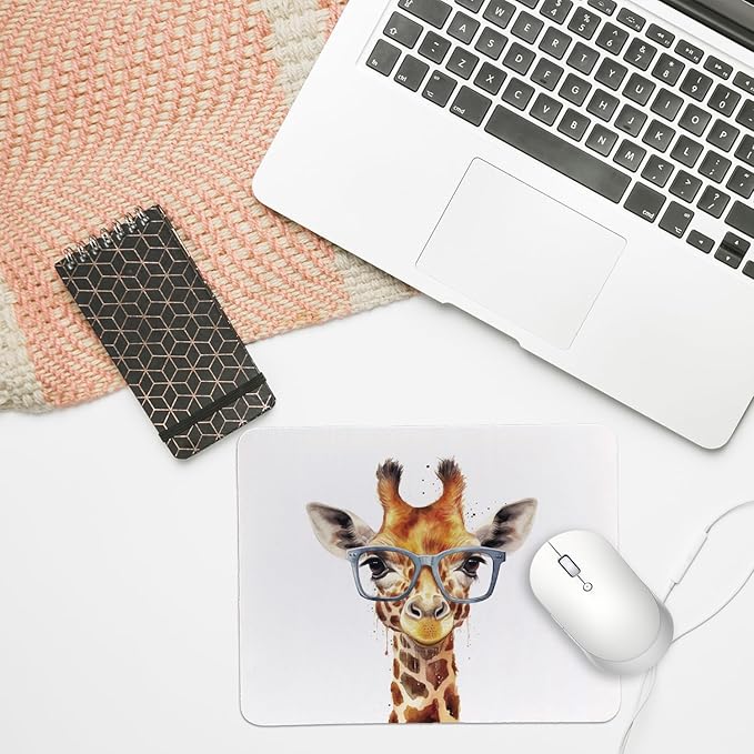 Rusenbao Giraffe Mouse Pad for Desk, Giraffe Gifts for Women, Small Mouse Pads for Desk, Non-Slip Rubber Base Mouse Pads for Wireless Mouse, Computers, Laptop, Office, 9.5x7.9 Inch