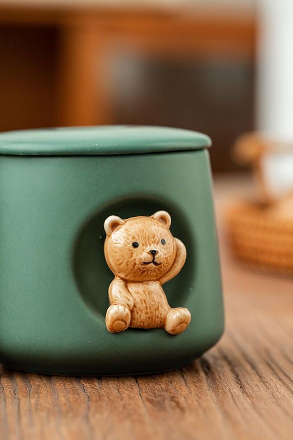 DIHOclub Ceramic Coffee Mug with Lid and Matching Spoon,Novelty 3D Bear Pattern Mug 14 Ounces (Geeen)