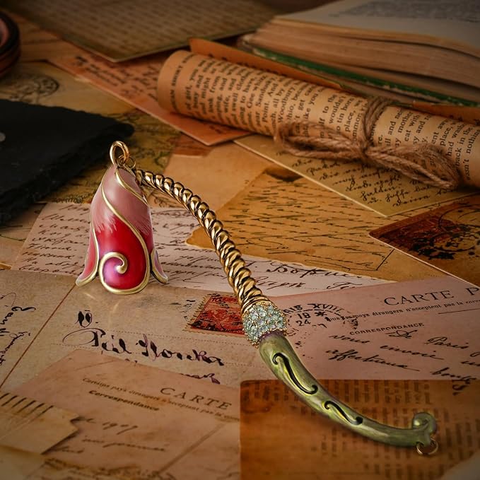 Candle Snuffer Extinguisher with Diamond Decoration Long Handle, Alloy Wick Flame Candle Put Out Tool Safely, Gift for Candle Lovers (Red Green)