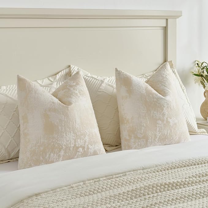 FUTEI Yellow White Decorative Throw Pillow Covers 18x18 Inch Set of 2,Jacquard Weave Cushion Case in Soft Faux Cashmere,Modern Home Decor for Couch Living Room
