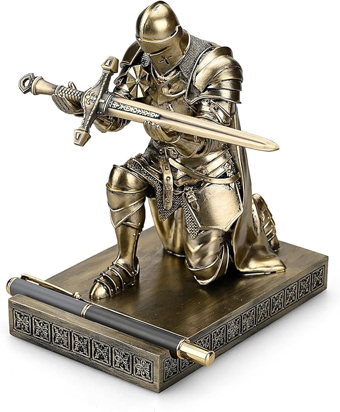 King's Guard Leader Cloak Warrior Knight Pen Holder Mobile Phone Stand, Ornament Knight Statue, Pen Stand Paperweight for Office and Home (Bronze)