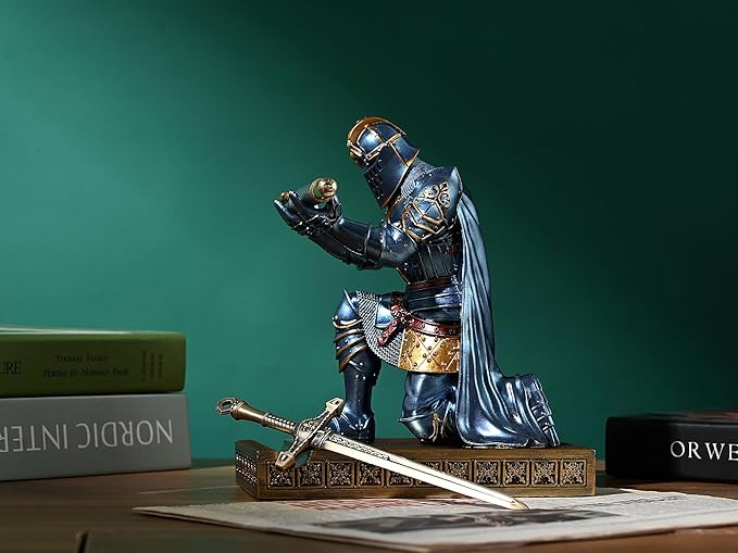 King's Guard Leader Cloak Warrior Knight Pen Holder Mobile Phone Stand, Ornament Knight Statue, Pen Stand Paperweight for Office and Home (Blue)