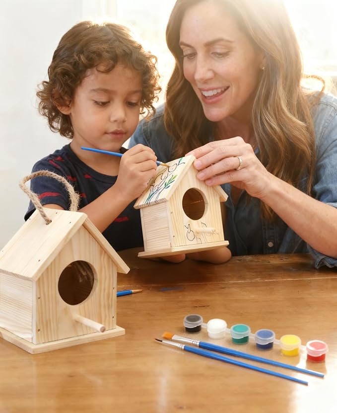 YUEYARIT Birdhouse Kit, 2 Sets of DIY Wooden Bird House Kits, Painting, Graffiti Woodworking Kits, Handcraft Bird Feeder Sets, Christmas Woodworking Kits Gifts