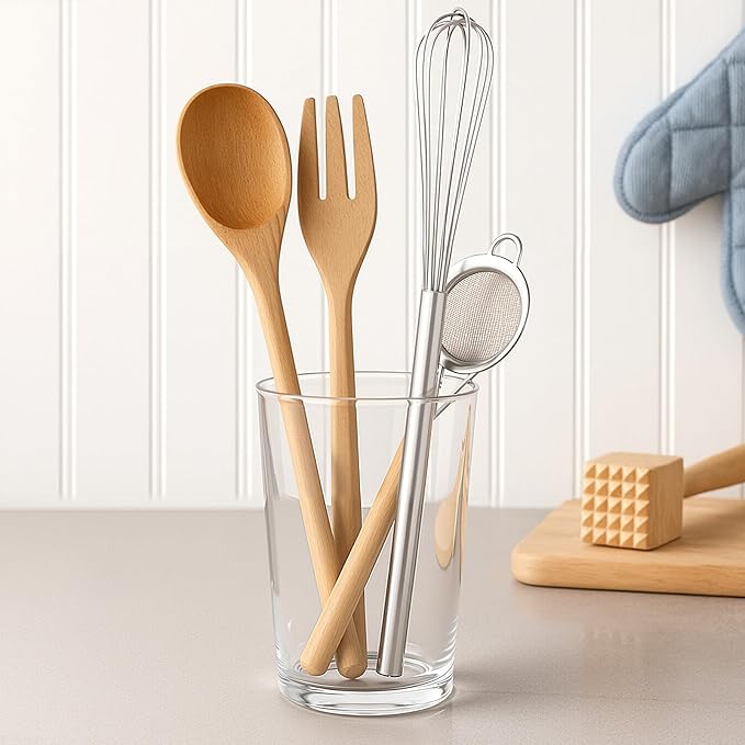 Baderke 6 Pcs 10.2 Inch Mini Small Whisk Long Handle Stainless Steel Egg Whisks Egg Beater Coffee Wire Whisk, Great for Blending, Whisking, Beating, or Stirring Eggs Mixing Salad Dressings, Sauces