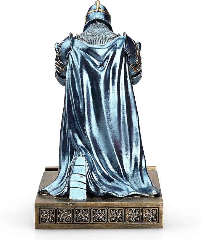 King's Guard Leader Cloak Warrior Knight Pen Holder Mobile Phone Stand, Ornament Knight Statue, Pen Stand Paperweight for Office and Home (Blue)