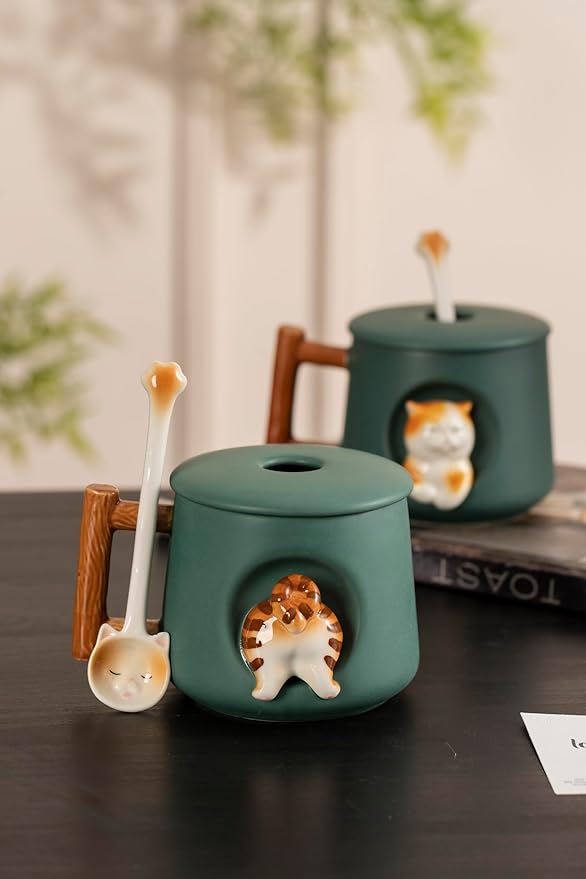 DIHOclub Adorable 3D Ceramic Animal Mug with Lid and Spoon - Perfect for Coffee, Tea, Milk, and More - Ideal Gift for Animal Lovers - 14 Ounces (Green Cat's tail)