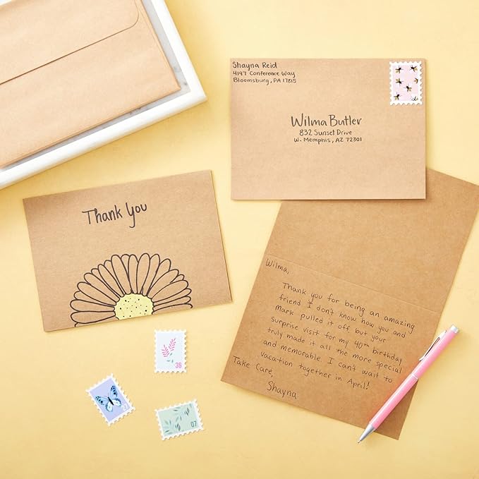 Best Paper Greetings Blank A7 Kraft Brown Paper & Envelopes for Card Making - 5 x 7 In & 5.25 x 7.25 In, 50 Pack, Brown - Bulk Blank Notecards with Envelopes for Invitations & Thank You Notes