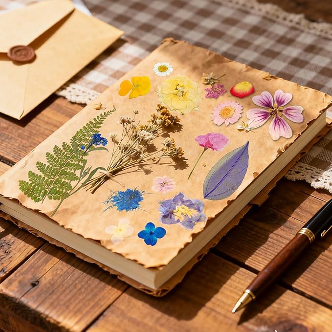 150 Pcs Dried Pressed Flowers for Resin,Real Nature Dried Flowers for Crafts Bulk Dry Flowers Leaves Kit Used for Resin Molds Scrapbooking DIY Art Crafts Candle Soap Making Décor