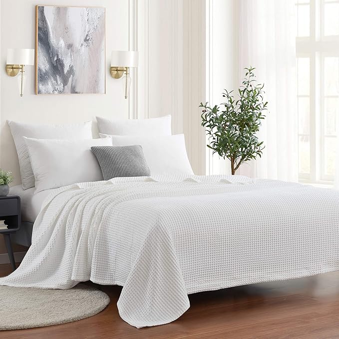 100% Fine Cotton Blanket Luxurious Weave Stylish Design Soft and Comfortable All Season Warmth, King, Waffle Weave White (Pack of 6)