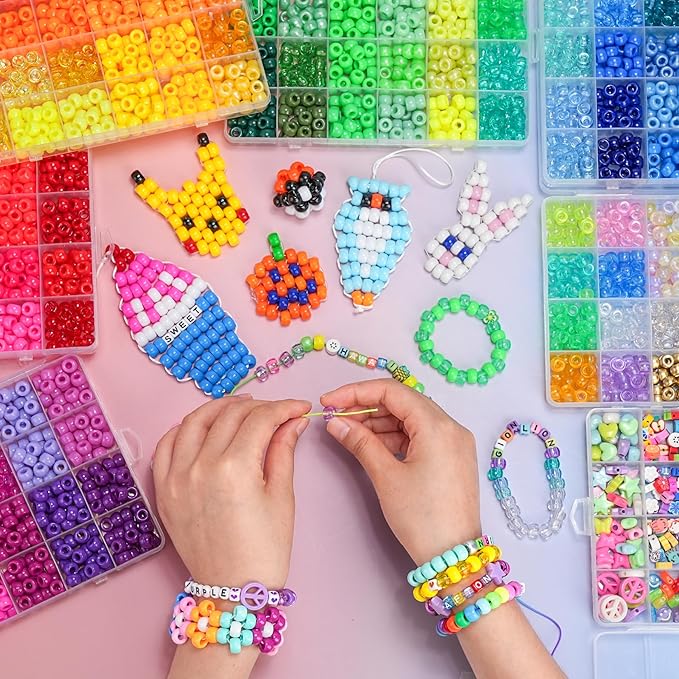 Gionlion 7 Boxes Pony Beads Bracelet Making Kit, 144 Colors 6x9mm Kandi Rave Beads, Friendship Bracelet Kit with 800Pcs Letter Bead for DIY Jewelry, Keychains, Arts and Crafts Gift for Girls Kids