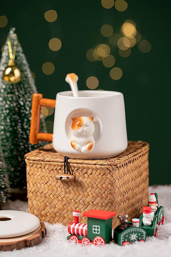 DIHOclub Ceramic Coffee Mug with Lid and Matching Spoon,Novelty 3D Cat Pattern Mug for Tea Milk Chocolate Juice,Cute Cup for Dog Lovers,Perfect Gifts-14 Ounces(white)