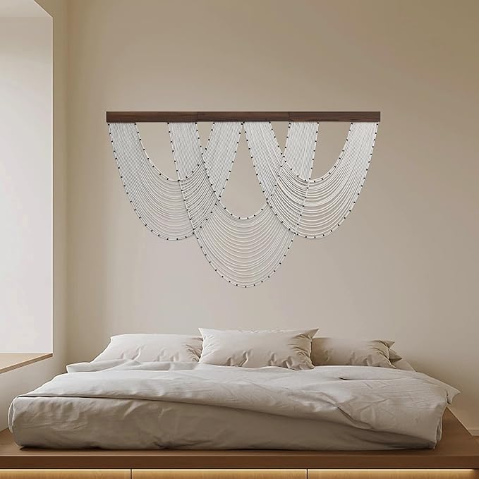 LB Large Macrame Wall Hanging, Beige Boho Tapestry Wall Hanging Macrame Wall Art Handmade Yarn Woven Wall Art Modern Home Decor Headboard Wall Decor for Bedroom Living Room Dorm Nursery, 47x30 Inch