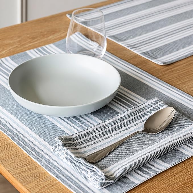 Over&Back Set of 4 Woven Placemats - Colorful Dining Table Mat - 100% Cotton - Machine Washable - Kitchen and Home Decor - Blue - 14" L X 20" W