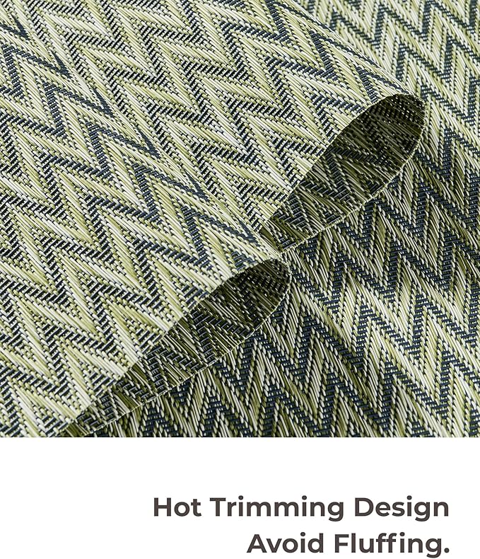 Leetaltree Green Placemats Set of 12 - Heat Resistant Non-Slip Place mats for Dining Table, Washable Durable PVC Vinyl Woven Table Mats（Green Zigzag, 12）