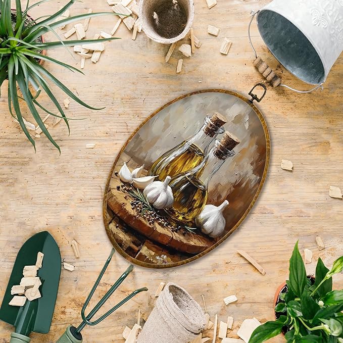Hiuwevt Kitchen Oval Wall Art Decor, Vintage Still Life Garlic Framed Canvas Prints, Rustic Cottagecore Farmhouse Food Round Wall Hanging Decor for Bedroom Home Decorations, 8.6x11.4 Inches