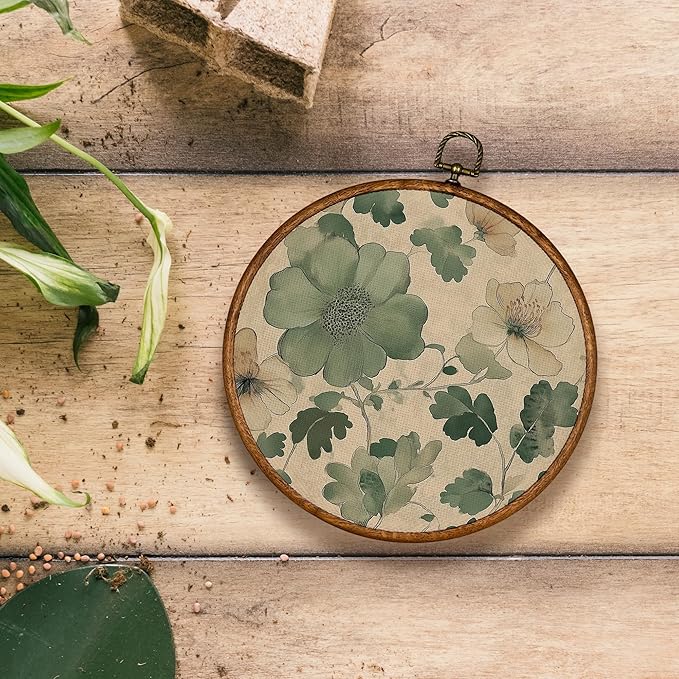 KSDUT Spring Floral Green Botanical Wall Decor Art - Flower Wall Art Canvas Frame Hanging Prints, Preppy Trendy Wildflower Round Wall Art Decor for Farmhouse Gallery Home Decorations 10"x10"